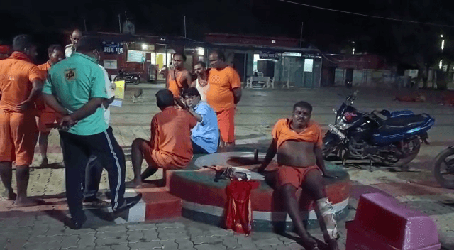 कांवरियों से भरी ऑटो पलटी, एक की मौ'त, पांच घायल