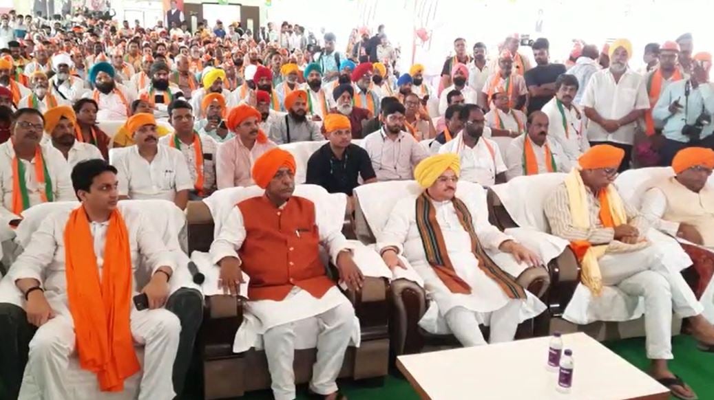 पटना में बीजेपी ने निकाली शोभा यात्रा,  जेपी नड्डा भी हुए शामिल