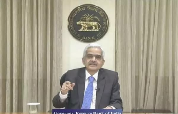 झटकों के बावजूद भारतीय अर्थव्यवस्था स्थिर, महंगाई पर क्या बोले RBI गवर्नर, जानिए
