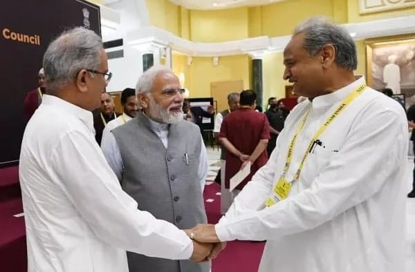 पीएम मोदी ने छत्तीसगढ़ के मुख्यमंत्री भूपेश बघेल की क्यों की खुलकर तारीफ, जरा जानिए