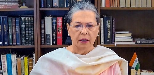 कांग्रेस अध्यक्ष सोनिया गांधी कोरोना पॉजिटिव, जयराम रमेश ने ट्वीट कर दी जानकारी