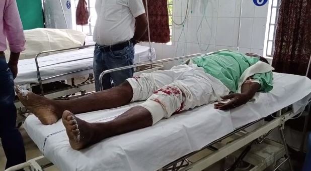 झंडा तोलन के दौरान 11 हजार वॉल्ट तार में सटने से दो पुलिस कर्मी घायल, एक सफाई कर्मी की मौत