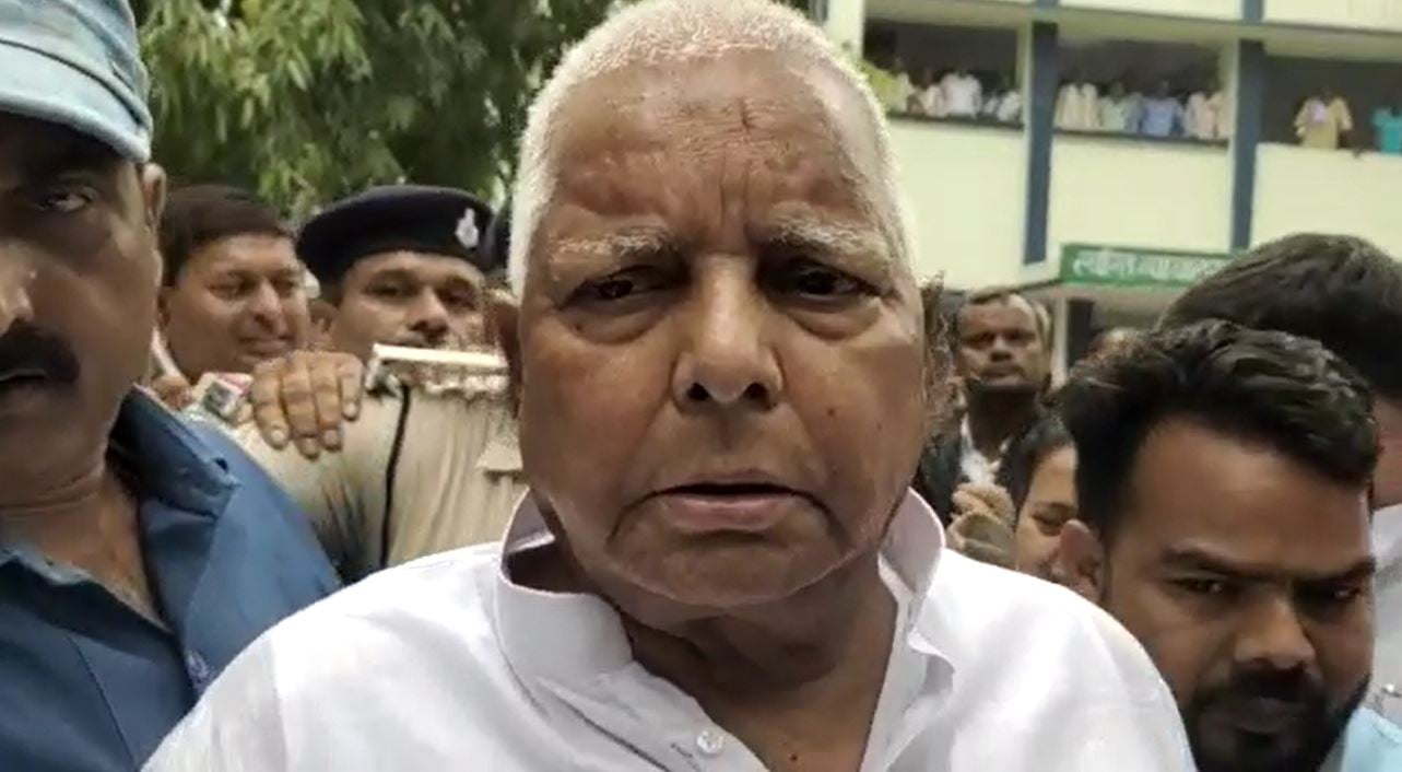 आचार संहिता उल्लंघन मामला: हाजीपुर कोर्ट में पेश हुए लालू प्रसाद के वकील, अगली सुनवाई 24 अगस्त को होगी