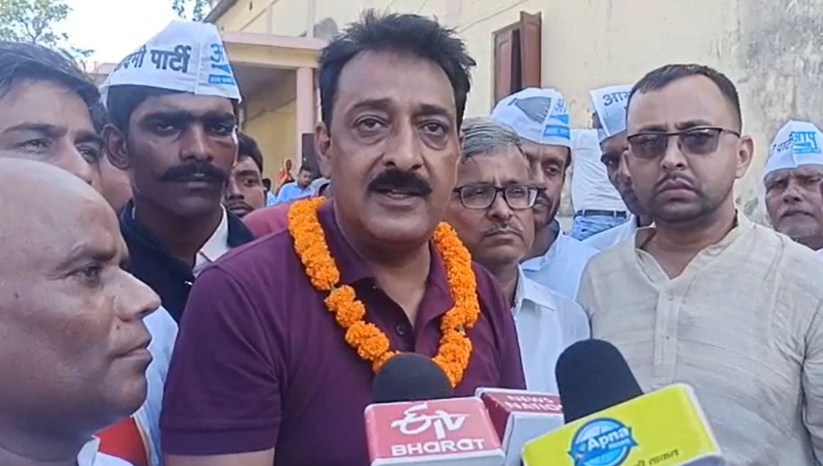 आम आदमी पार्टी दिल्ली और पंजाब की तरह बिहार में भी अकेले चुनाव लड़ेगी: अजेश यादव