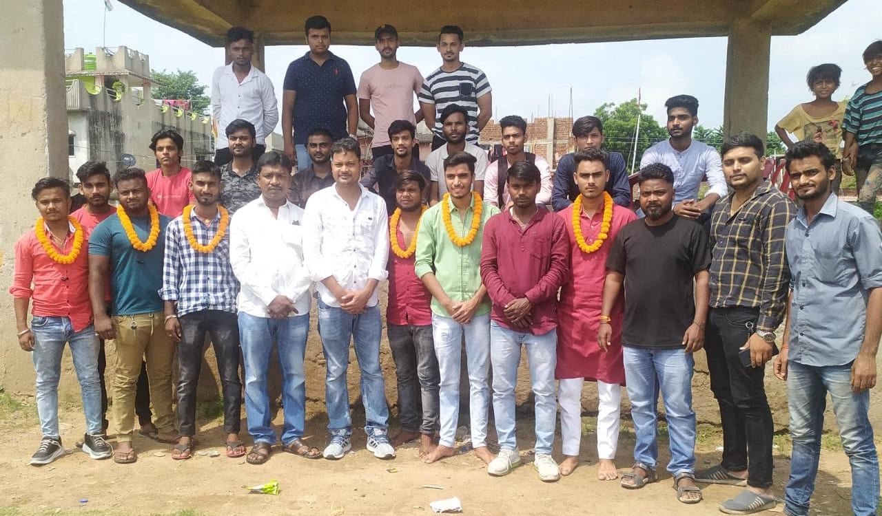 कतरास कॉलेज के दर्जनों छात्रों ने आजसू छात्र संघ की सदस्यता ग्रहण की