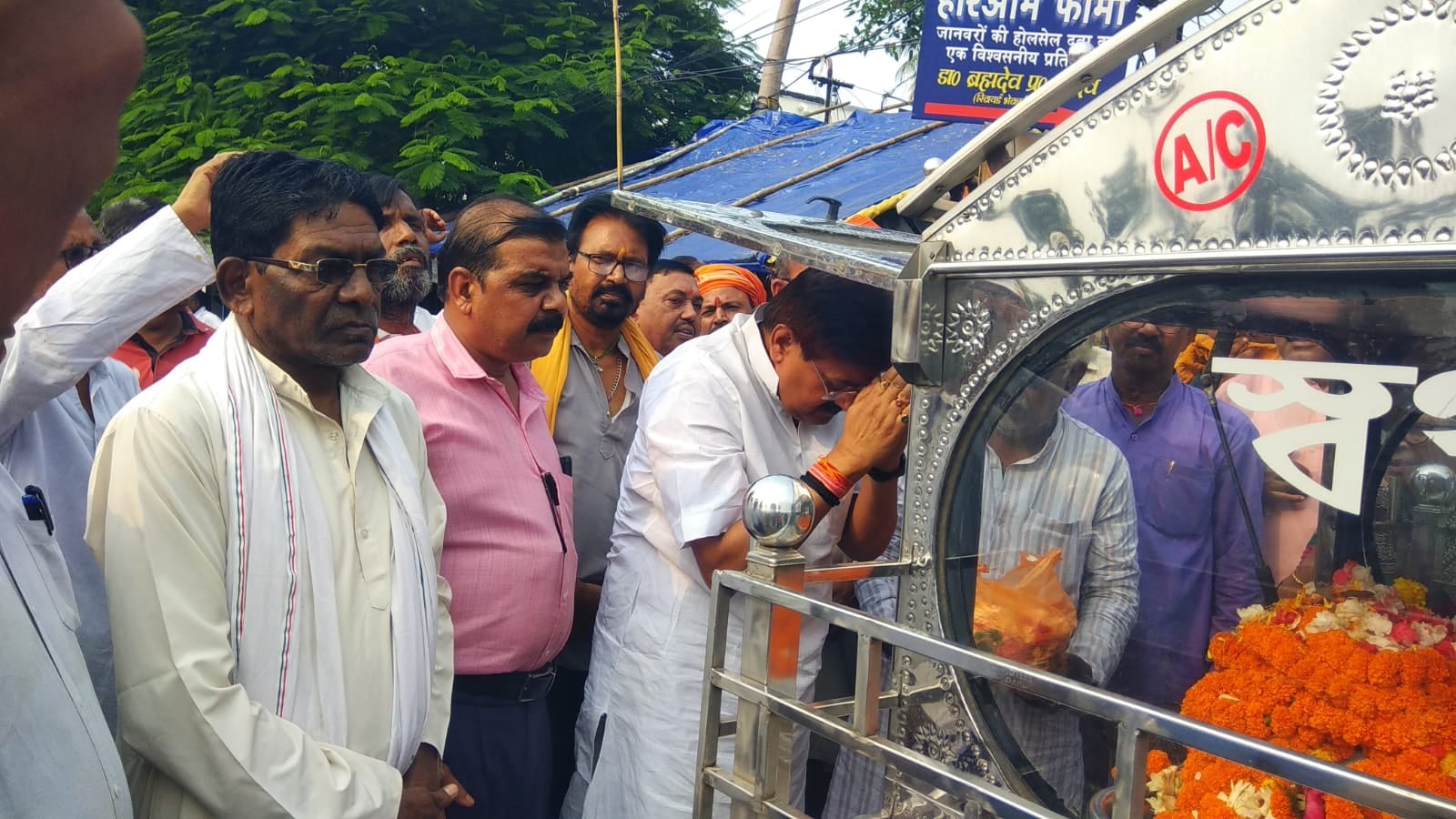 नहीं रहे भारतीय मजदूर संघ के कार्यकारी अध्यक्ष महेन्द्र सिंह, सीएमडी विधायक ने दी श्रद्धांजलि