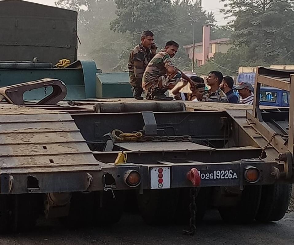 सेना का वाहन दुर्घटनाग्रस्त, घाटी में गिरा आर्मी टैंक, जानिए कहां और कैसे हुआ हादसा