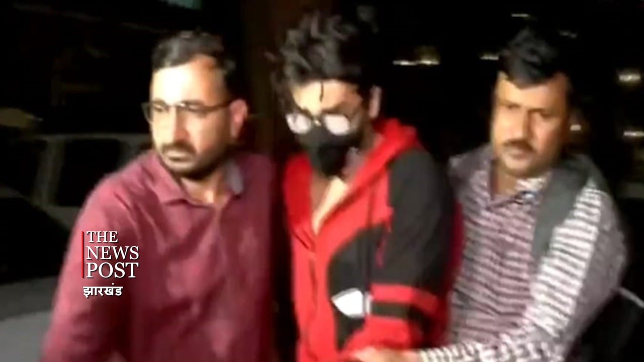 क्रूज पर रेव पार्टी में शामिल किंग ख़ान के बेटे आर्यन खान समेत 8 हिरासत में, एनसीबी कर रही पूछताछ