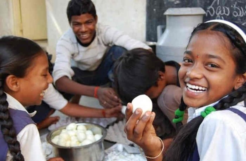 अब बच्चों को सप्ताह में पांच दिन मिलेगा अंडा, योजना प्राधिकृत समिति ने दी मंजूरी