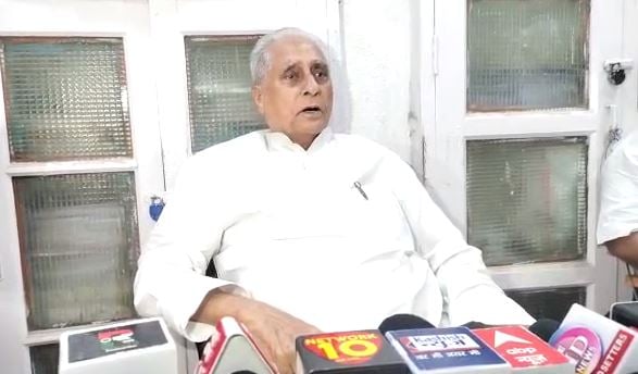 पटना नगर निगम के कर्मी मिलें राजद प्रदेश अध्यक्ष से, सरकार से समस्या समाधान का दिया भरोसा