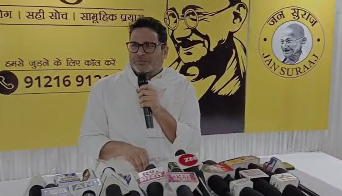 नीतीश कुमार को पीके की खुली चुनौती ,  10 लाख बिहारी युवाओं को देंगे नौकरी, तो 2015 की तरह थाम लेंगे जदयू का झंडा