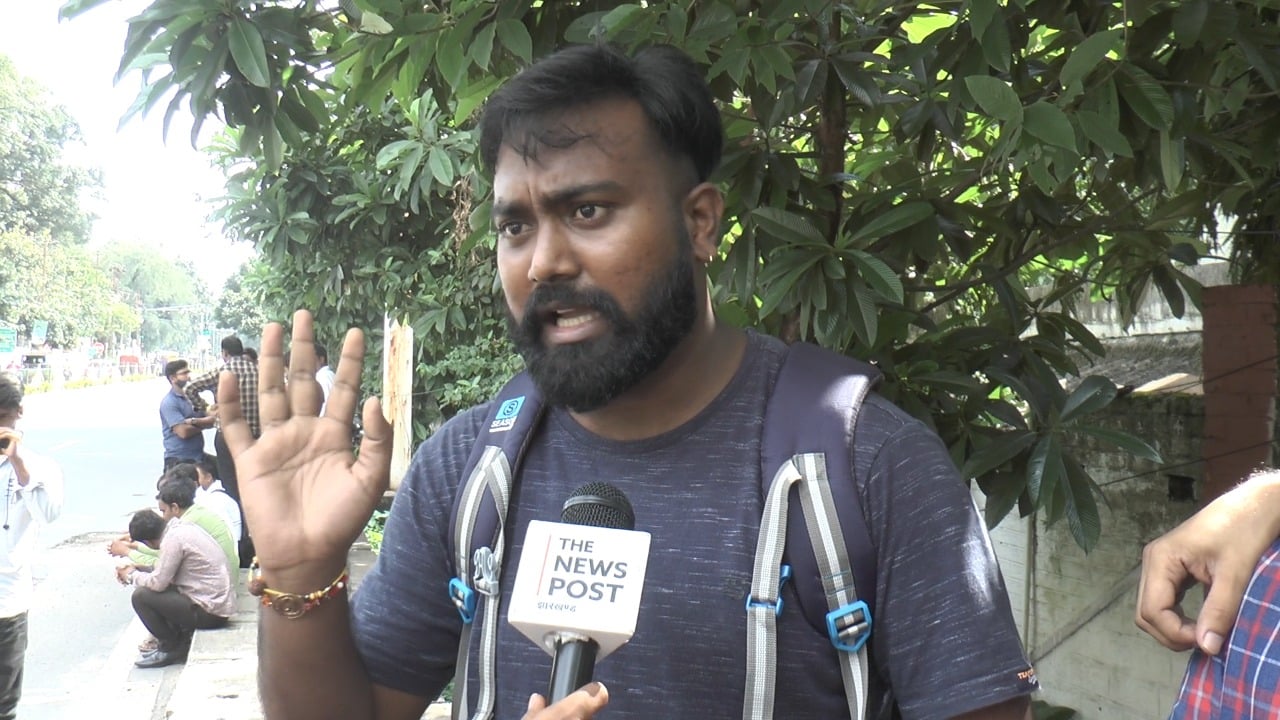 JPSC असिस्टेंट इंजीनियर अभ्यर्थी पहुंचे सीएम आवास, लेकिन सीएम ने नहीं की मुलाकात, जानिए क्यों