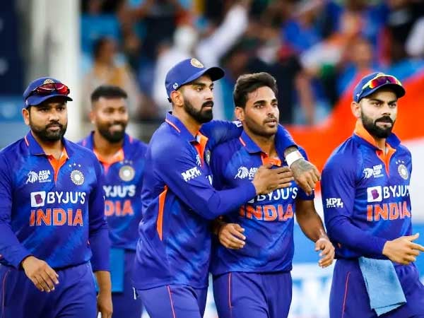 टी-20 वर्ल्डकप के लिए भारतीय टीम का एलान, बुमराह और पटेल की वापसी, जडेजा टीम से बाहर
