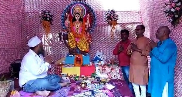 जमशेदपुर में विश्वकर्मा पूजा की धूम, कोरोना के कारण 2 सालों बाद हो रहा भव्य कार्यक्रम