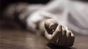 तेज रफ्तार ट्रेन के सामने आई युवती की मौत, आत्महत्या का सन्देह
