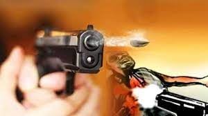 भागलपुर में अपराधियों के सामने प्रशासन फेल, बीच बाजार फेरीवाले को अपराधी ने मारी गोली