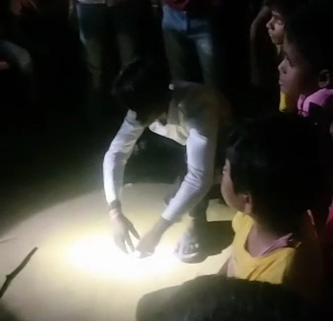 मुजफ्फरपुर: भीड़ का तुगलकी फरमान, उठक बैठक के बाद चटवाया थूक, पुलिस ने तीन को किया गिरफ्तार