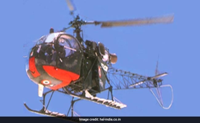 भारतीय सेना का "चीता" हेलीकॉप्टर क्रैश, एक पायलट की हुई मौत