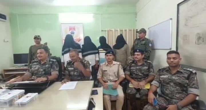 बड़ी घटना को अंजाम देने के फिराक में जुटे चार शातिर अपराधी गिरफ्तार, नक्सली संगठन के नाम पर कोयलांचल में फैला रखा था दहशत