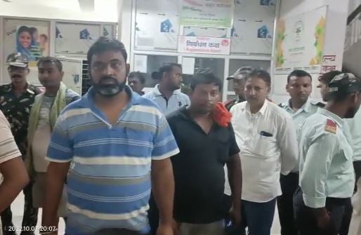 रोहतास : मूर्ति विसर्जन कर लौट रहे लोगों पर पथराव, दर्जनों लोग घायल