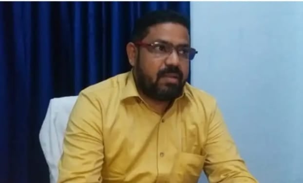 शिक्षा पदाधिकारी नक्सल प्रभावित सारंडा के बच्चों के भविष्य के साथ कर रही खिलवाड़ , मुख्यमंत्री से करेंगे शिकायत