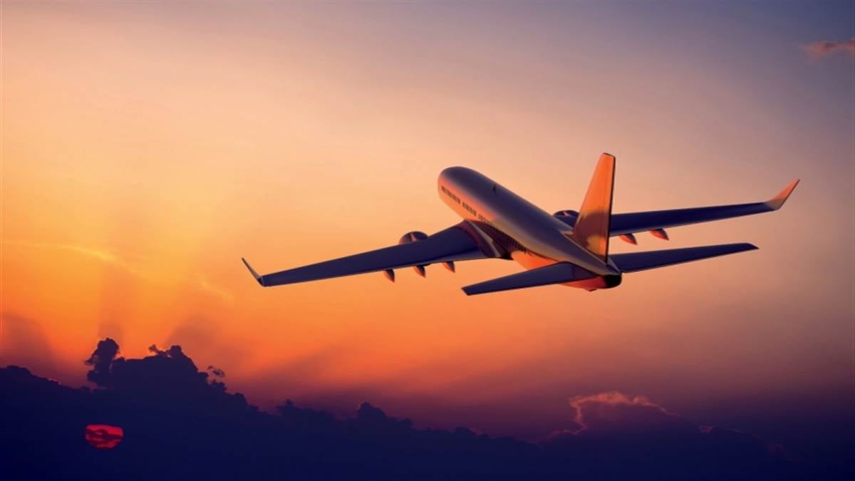 SpiceJet की फ्लाइट में फिर आई खराबी, हैदराबाद में किया गया इमरजेंसी लैंडिंग
