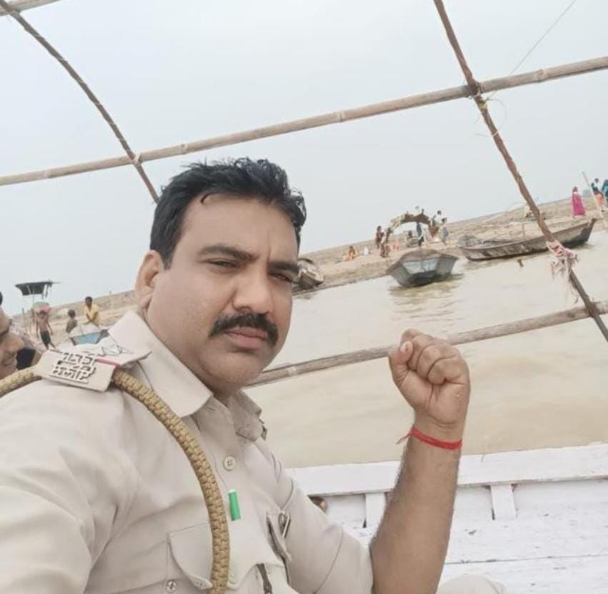 शराब के नशे में धुत सब इंस्पेक्टर कोर्ट में कर रहा था हंगामा, हुआ गिरफ्तार