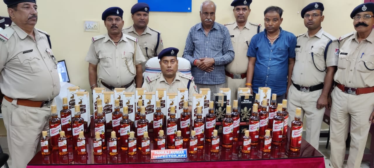 बिहार ले जाकर शराब बेचने वाले गैंग का खुलासा ,जानिए कहा से हुए अरेस्ट