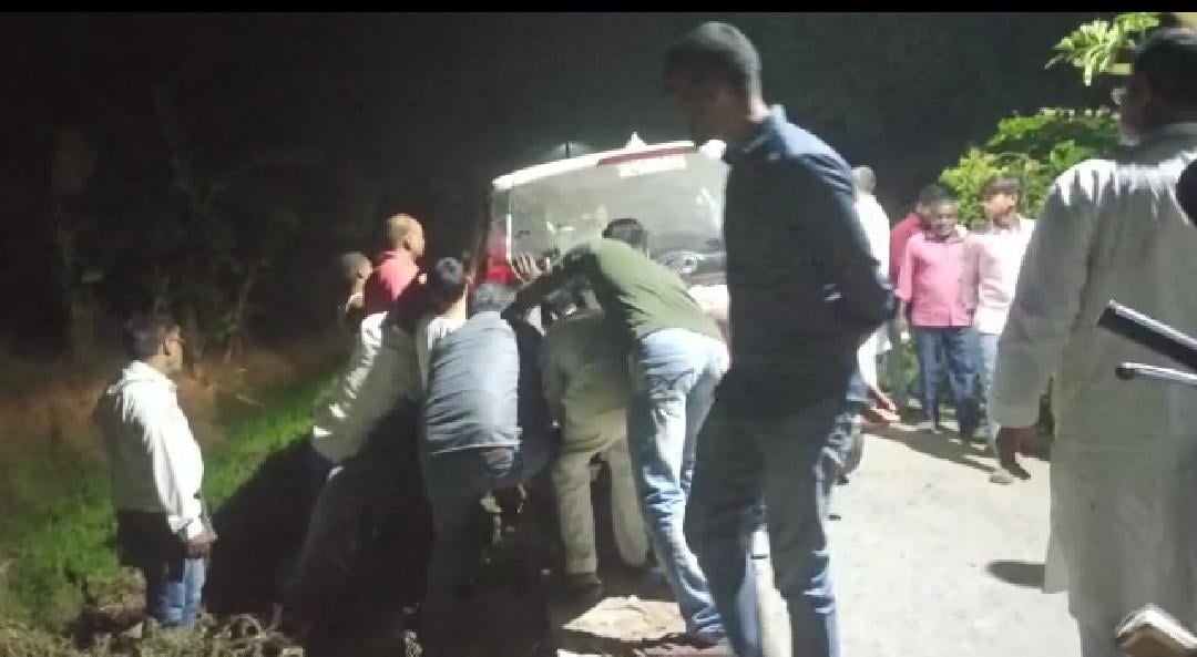 केन्द्रीय मंत्री पशुपति पारस के काफिले में घुस गया एक शराबी, काफी देर फंसा रहा काफिला