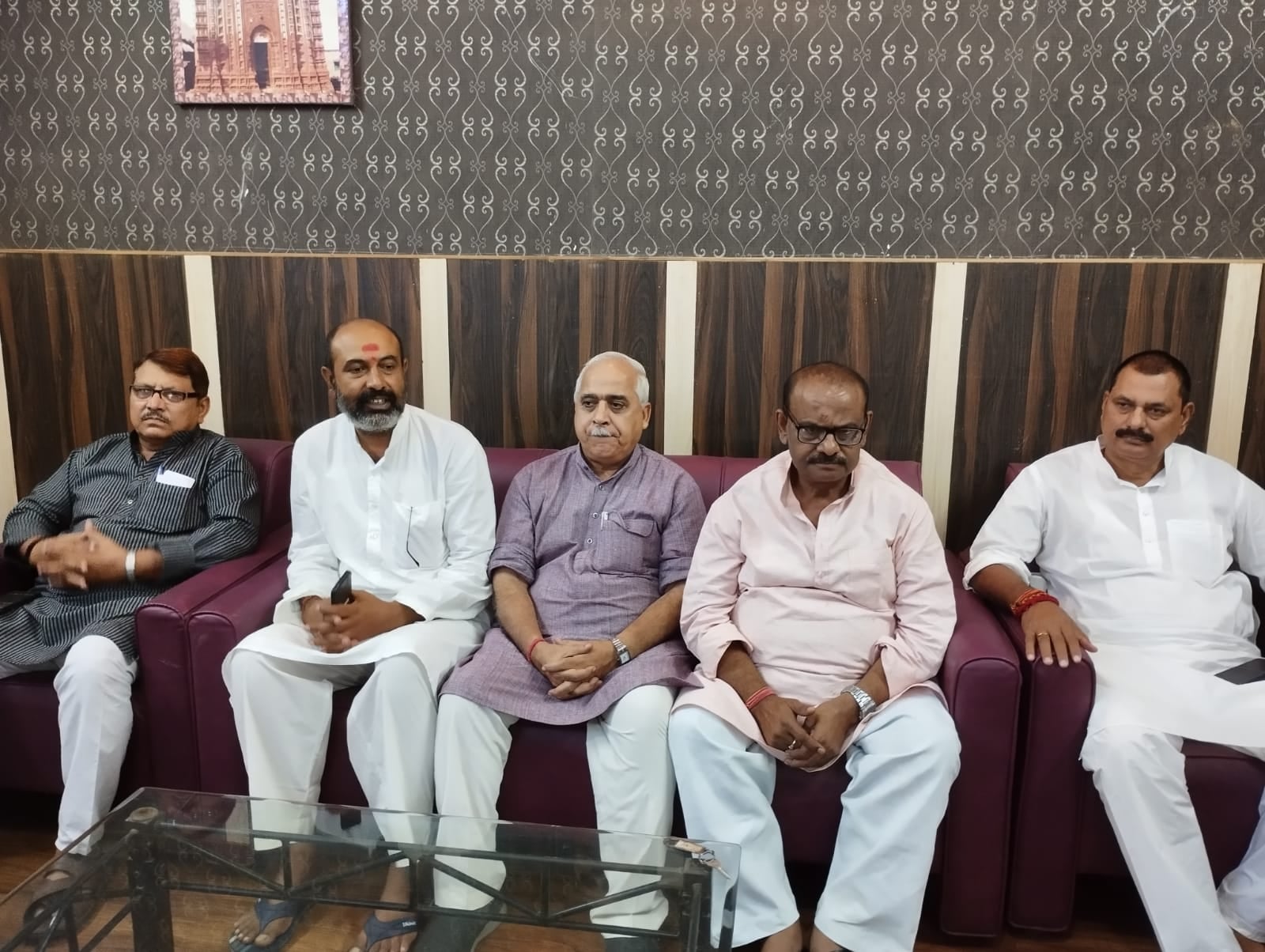 स्वदेशी जागरण मंच के राष्ट्रीय संगठक डॉ सतीश कुमार पहुंचे दुमका, युवाओं को स्वाबलंबी बनने पर दिया जोर