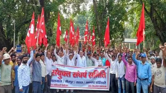 कोलियरी मजदूरों ने घेरा कार्यपालक निदेशक का कार्यालय, जानिए क्या रखी मांगे