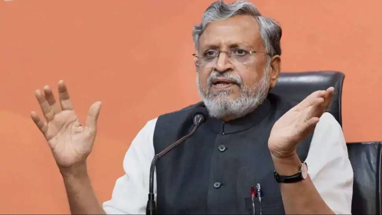 नगर निकाय चुनाव: नीतीश पर जमकर बरसे सुशील मोदी, कहा- 'नीतीश कुमार को मुँह की खानी पड़ी’