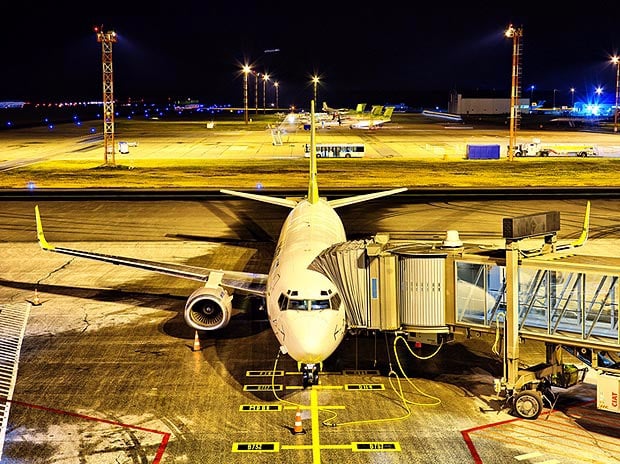 माननीयों के सम्मान के लिए सरकार ने कसी कमर, एयरलाइंस कंपनियों को लिखे पत्र