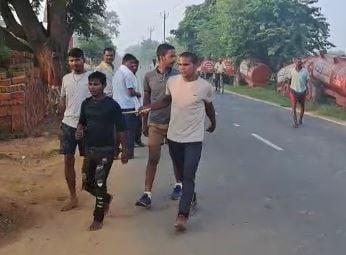 हाजत का खुला गेट देखकर फरार हुआ कैदी, जवानों ने खदेड़ कर पकड़ा