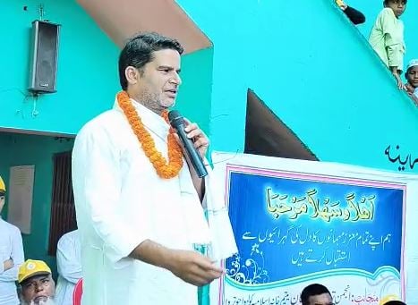 धरती पर केवल अब जनता ही रह रही है, नेता तो आकाश में उड़ रहे हैं: प्रशांत किशोर