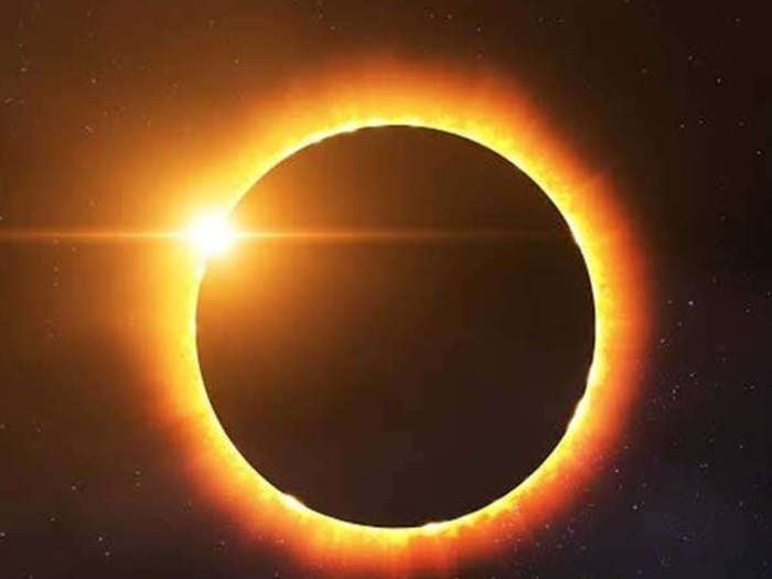 सूर्य ग्रहण 2022: सूर्य ग्रहण पर सूतक के दौरान भूल कर भी ना करें ये 9 चीजें, हो सकती है परेशानी