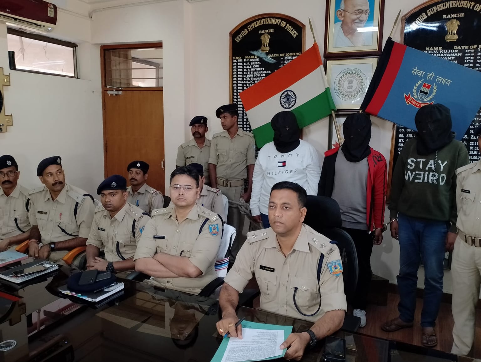 रांची: 13 लाख रुपये नहीं लूट पाने पर अपराधियों ने प्लाई दुकानदार को मारी थी गोली, तीन गिरफ्तार