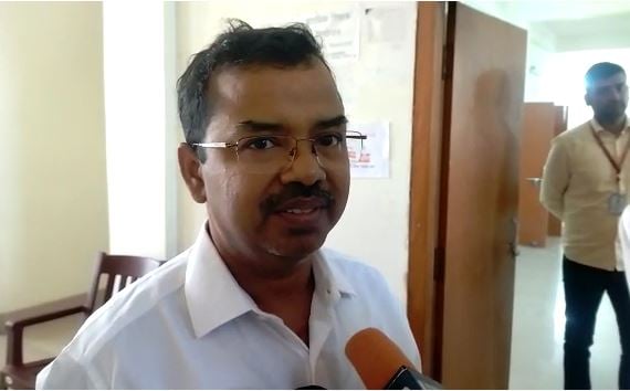 मोकामा उपचुनाव: ड्यूटी में आये एक कर्मी की हार्ट अटैक से मौत, मानिकपुर बूथ पर हुई थी तैनाती