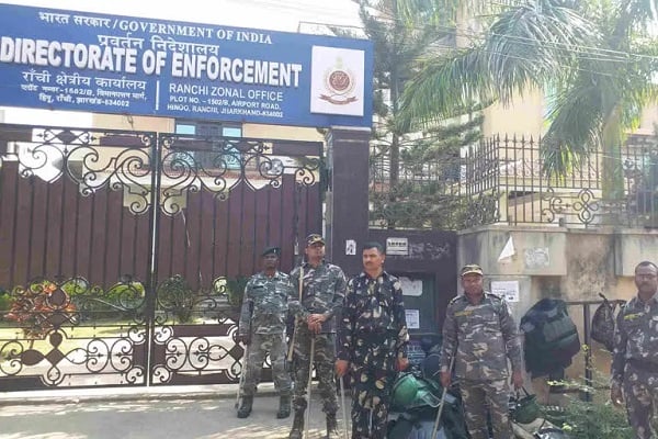 सीएम हेमंत को समन के बाद ED कार्यालय की बढ़ाई गई सुरक्षा, भारी संख्या में सुरक्षाबल तैनात