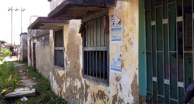 भूतबंगला में मरीजों का होता है इलाज, रोगियों को बना रहता है मौत का डर