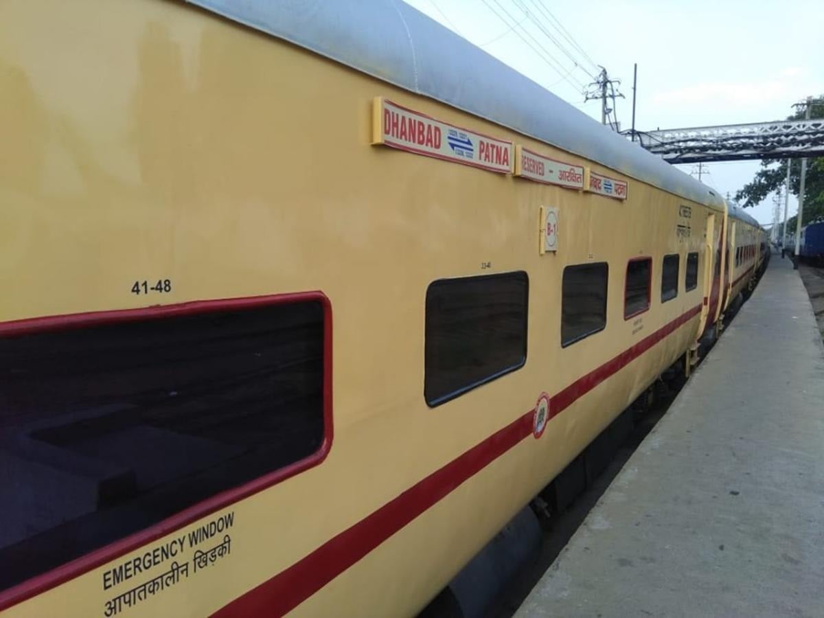 धनबाद: अभी नहीं होगी गंगा-दामोदर एक्सप्रेस से छेड़छाड़, स्वर्णरेखा एक्सप्रेस की बदली टाइमिंग