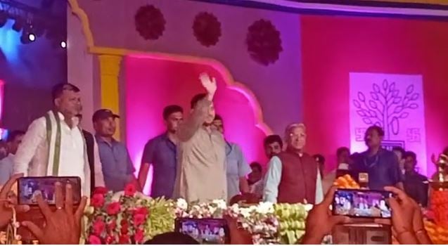 तेजस्वी यादव ने एशिया के सबसे बड़े पशु मेले का किया उद्घाटन, मेला एप्प का भी किया लोकार्पण