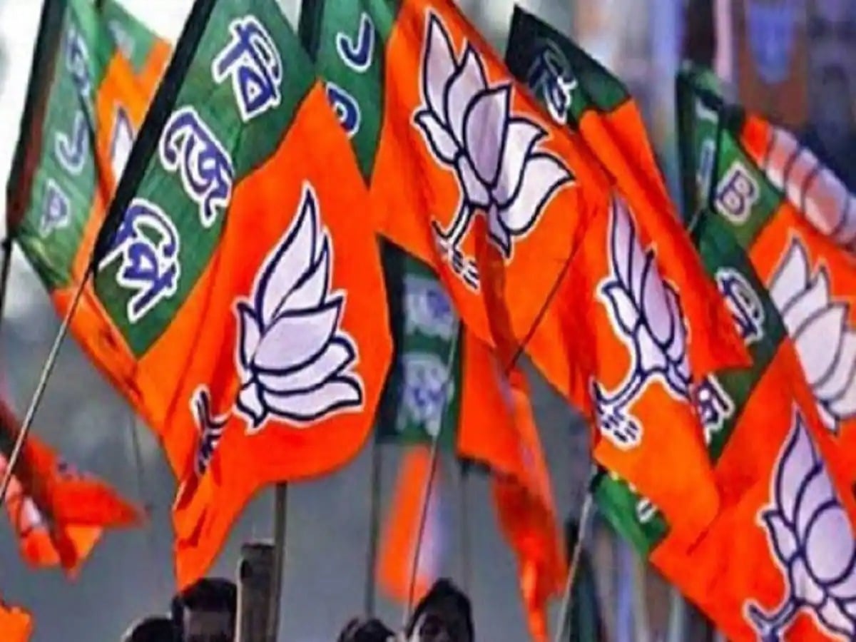 धनबाद : सड़क पर राजनीति ! सरकार की नीतियों के खिलाफ सड़क पर उतरेगा भाजपा, जानिए क्या होगा प्रर्दशन का रोडमैप