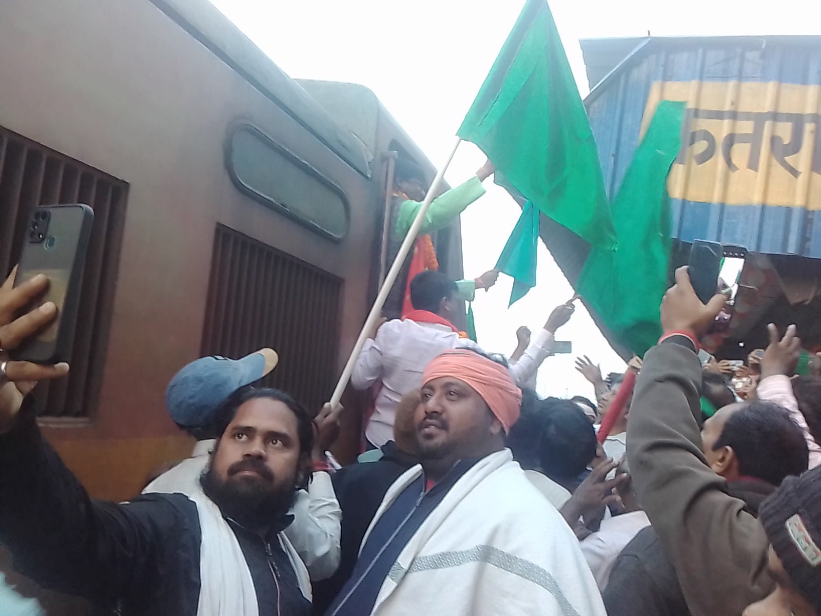 KATRAS: ट्रेन परिचालन पर सबके अपने-अपने बोल, जानिए क्या है मामला