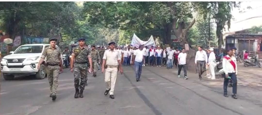 धनबाद की सड़कों पर सुबह-सुबह जागरूकता के लिए दौड़े अधिकारी ,जानिए क्या थी इसकी वजह
