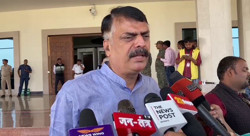 1932 स्थानीयता : प्रदेश अध्यक्ष राजेश ठाकुर ने बीजेपी पर कसा तंज, पूछा - बीजेपी समर्थन नहीं करती तो क्या करती