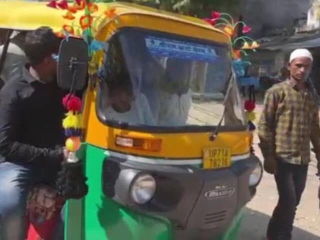 दुमका: चलती ऑटो से गिर कर एक सहिया की मौत, पुलिस ने परिजनों को सौंपा शव