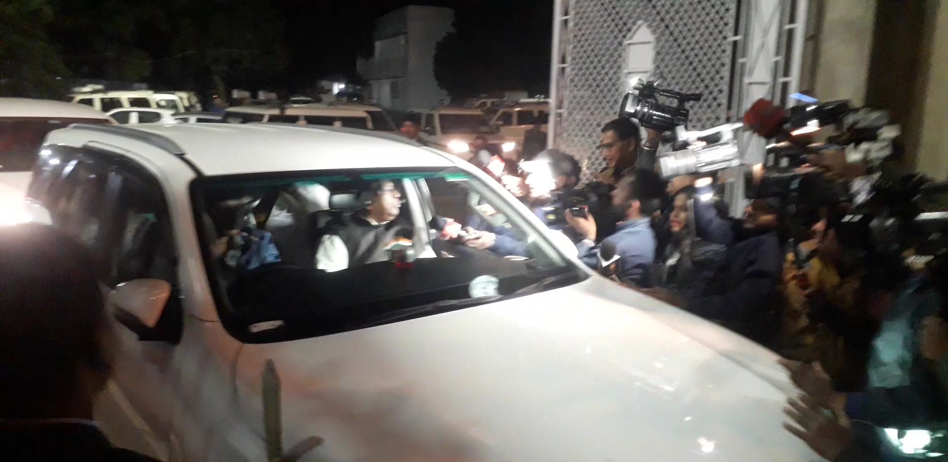 राजनीति : UPA विधायक दल की बैठक में मुख्यमंत्री से ED की पूछताछ पर किया गया मंथन,मंत्री ने कहा डट कर करेंगे सामना