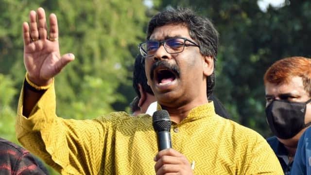 ईडी में पेशी से पहले सीएम ने किया प्रेस वार्ता, कहा ईडी तो बार-बार समन ऐसे जारी कर रही जैसे हम देश छोड़ के भाग रहे