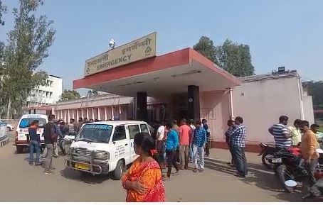 पश्चिम बंगाल दुर्गापुर स्टील प्लांट के दो नंबर फार्नेस मे हुई जोरदार ब्लास्ट, एक की मौत, तीन घायल